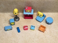 Shopkins Happy Places Puppy Parlor Decorator’s Pack Miniature Decor Home Used