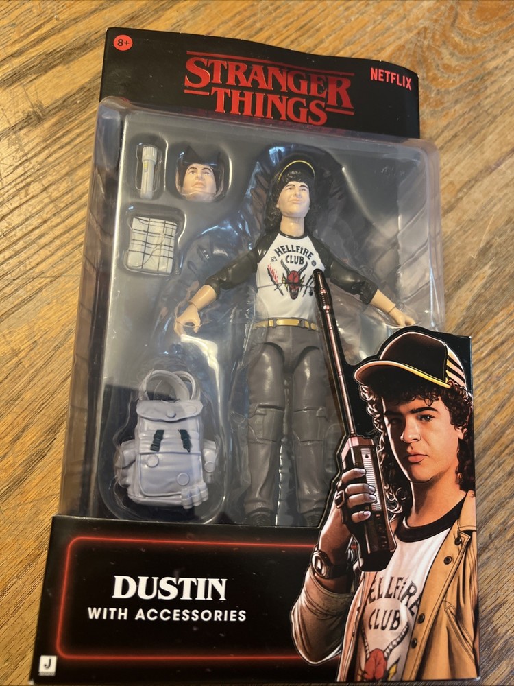 STRANGER THINGS DUSTIN 6″ ACTION FIGURE UPSIDE DOWN WITH ACCESSORIES BRAND NEW