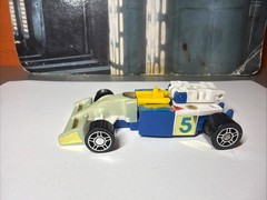 Transformers G2 DELUGE Action Figure 1993 Color Changers Formula 1 Racing Car
