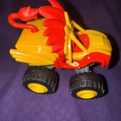 Blaze and The Monster Machines Blaze Lion Die-Cast Truck Mattel 2014