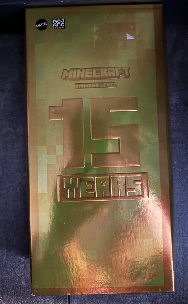 Minecraft 15 Years-Diamond Level Limited Edition.