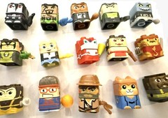 Sick Bricks Lot of 25 By Spin Master Characters Figurines Circa 2015 (est)