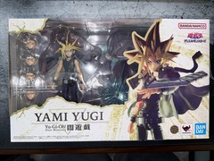 Bandai Tamashii Nations Yu-Gi-Oh! S.H.Figuarts Yami Yugi Action Figure
