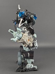 Transformers Dark of the Moon Ironhide complete Hasbro DOTM Voyager 2011