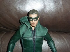 GREEN ARROW TV VERSION STEPHEN AMELL THREE Q CITIES RANGER 12 INCH 1/6TH SCALE