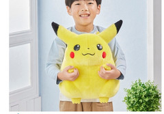 Pokemon 30th Anniversary Welcome Back! Pikachu Plush NEW