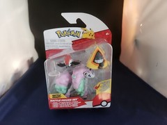 2023 Pokemon Battle Ready! Battle Figure Set Pikipek Galarian Ponyta Snorunt