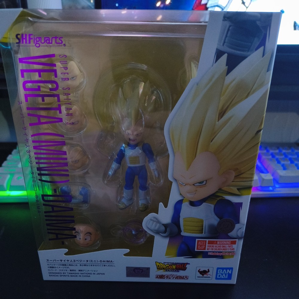 BANDAI S.H.FIGUARTS DRAGON BALL DAIMA SUPER SAIYAN 3 VEGETA (MINI) DAIMA FIGURE