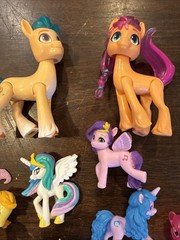 My Little Pony Mini MLP Lot Of 16 ponies Multiple Years And Styles, 1-2 Inch