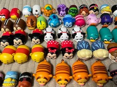 HUGE Lot of 138 Disney Tsum Tsum Vinyl Mini Figures Stackable MULTI SIZE