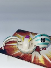 Bakugan Garganoid B1 Small Ball Pearl White Ventus Green Rare Battle Brawler 390