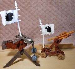 ​Kenner 1995 Dragonheart Bowen Action Figure Weapons Shields Accessories Lot 11