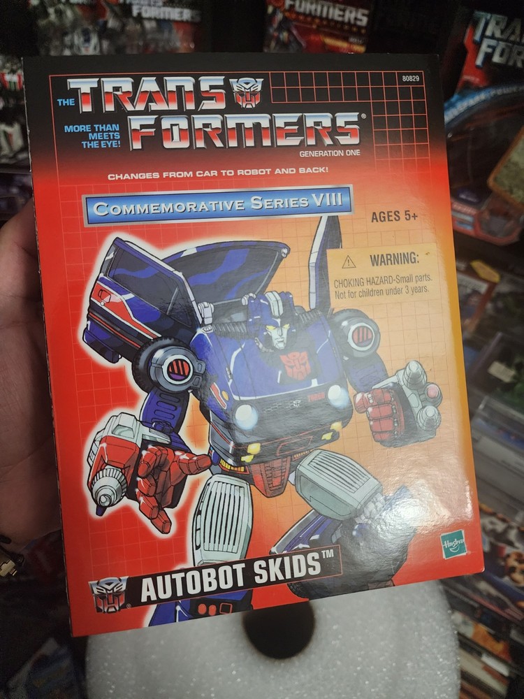 2004 Transformers Generation One Commemorative Series VIII Autobot Skids