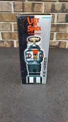 LOST IN SPACE B-9 ROBOT Trendmasters NEW Classic Series *Read