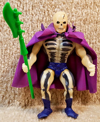 Complete Vintage 1980’s He Man Masters Of The Universe Scare Glow Cape Weapon