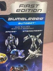 Transformers Prime First Edition Deluxe Class Autobot Bumblebee New