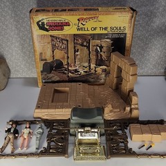 Vintage 1982 Indiana Jones – Well of Souls -WITH BOX!!! (2 bonus figures) Kenner