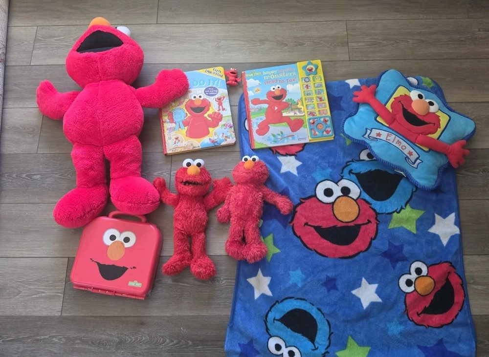 GIANT Lot of Elmo Items!! Toys, Books. Blanket, Plush – Seasame Street
