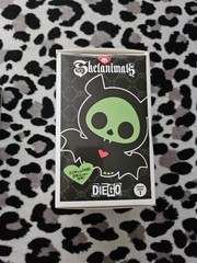 Skelanimals Glow In The Dark Diego the Bat Collectible Vinyl Figure New In Box