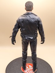 Hot Toys 1/6 TERMINATOR 2 T-800 T2 Arnold Schwarzenegger DX10 action figure