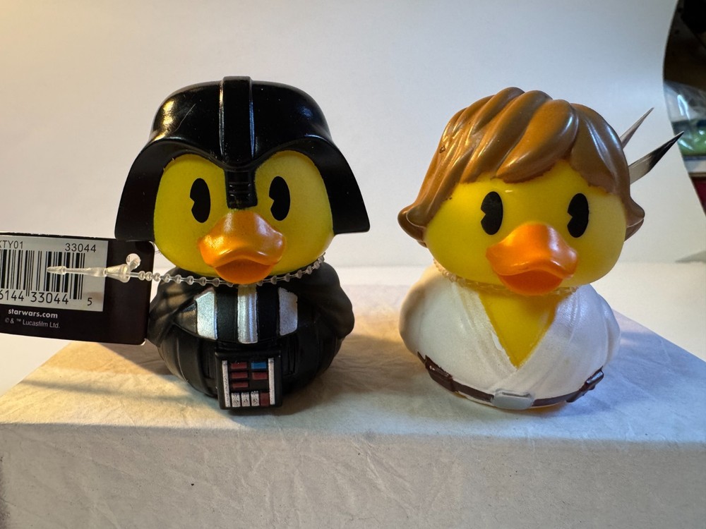Duckalooz Disney Star Wars DARTH VADER & LUKE SKYWALKER Rubber Ducks NWT 2.75″