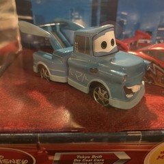 Disney Store Cars Toon Tokyo Drift Dragon McQueen Mater Die-cast Action Figure