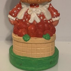 Vintage 1980 Strawberry Shortcake 5” Hard Plastic Figure American Greetings