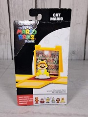 Jakks Pacific Cat Super Mario Bros Movie 1.25 in Mini Figure w/ Question Block