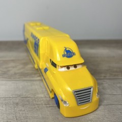 Disney Pixar Cars Cruz Ramirez #51 Dinoco Transporter Hauler Semi Truck Play Set