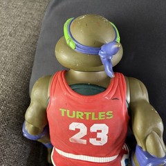 Donatello Vintage 1992 13″ Ninja Turtles Giant Slam Dunkin #23 Basketball Figure