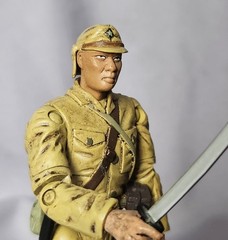 ULTIMATE SOLDIER WWII JAPANESE OFFICER WITH SAMURAI SWORD 1:18 SCALE