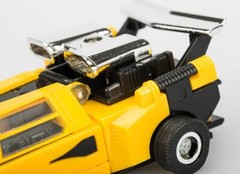 Transform G1 Sunstreaker reissue brand new improved version!