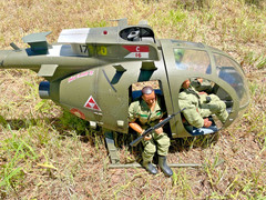 21st Century GI Joe 12″ 1/6 scale Ultimate Soldier Loach helicopter, COMPLETE