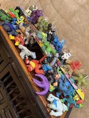 25 Heroes of Goo Jit Zu Toys & Action Figures