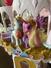 My Little Pony Canterlot Castle Playset With Princess Cadence And Shining Armour