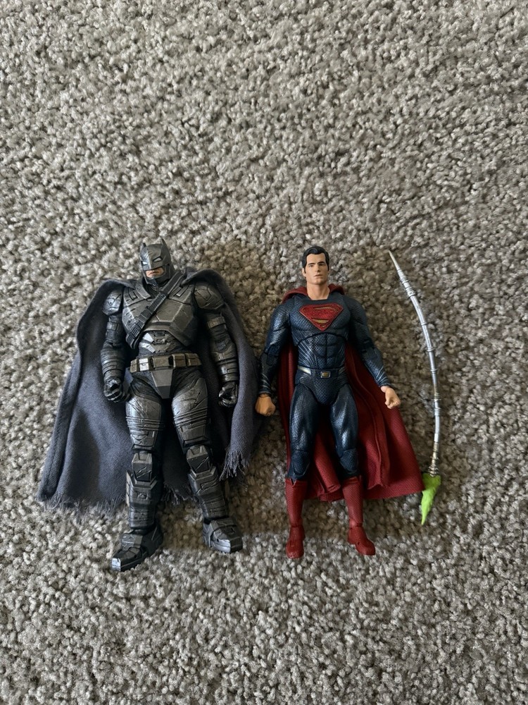McFarlane Toys DC Multiverse Batman Armored Suit Batman V Superman Henry Cavil