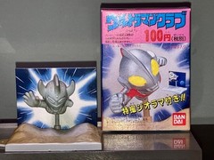 TITLE ULTRAMAN 1990 Bandai Candy Toy Diorama Lot w/ Box Japan