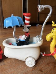 Dr. Seuss Cat in the Hat 5pc Toy Train Set w/ Alphabet Blocks, Rare Vintage Item