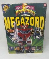 Vintage 1993 Mighty Morphin Power Rangers Megazord Deluxe Set 2260 w/ Box Manual