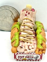 Foot-Long Rot Dog Real Foot Flavor Toe Jam Relish Zuru Mega Gross Series 1