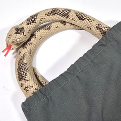 VINTAGE WWF JAKE THE SNAKE ROBERTS DAMIEN SNAKE W/ BAG HASBRO 1991 WWE