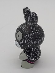 Kidrobot 2010 Dunny 2Tone Yahita Tribe Dude By Aya Kakeda 3″ Vinyl Figure 1/16