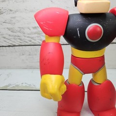 Jazwares Mega Man Retro Roto Gutsman 2005 7″ Adjustable Action Figure Read
