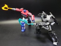 in stock! Hook Claw Axe Upgrade kit For Siege Earthrise Legacy OP Nemesis Prime