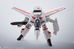 HI-METAL R VF-1J Armored Valkyrie (Hikaru Ichijyou Model) Revival Ver Figure NEW