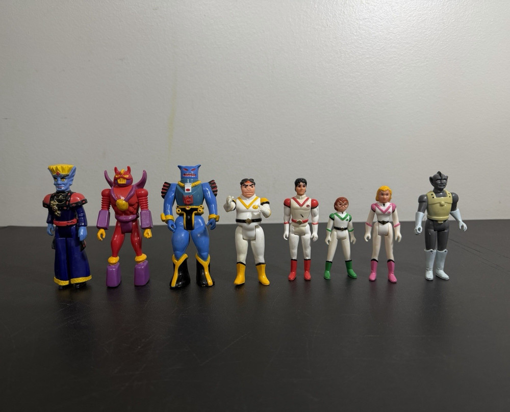 Lot of 8 1984 VOLTRON Action Figures Set, Multicolor Plastic Assorted Characters