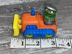 1981 Sesame Street Die Cast Oscar The Grouch Trash Car Vehicle Hasbro Muppets