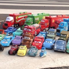 Disney Pixar Cars Movie Lot Die-cast Metal Lightning McQueen Toy Car Gifts New