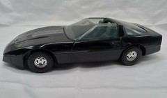 Vintage 1982 Ertl Chevy Corvette 12″ Plastic Car metal die-cast used