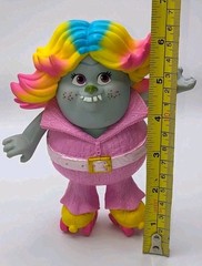 DreamWork Trolls 6″ Bridget Lady Glittersparkles Figure Poseable Roller Skates B